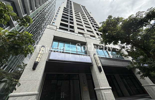 敦南富邦藝樹面樹海