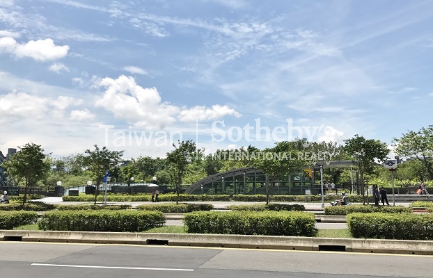 大安公園站一樓角窗住辦店周邊環境