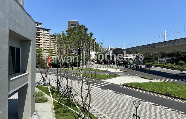 淡海全新輕軌社區二樓金店周邊環境
