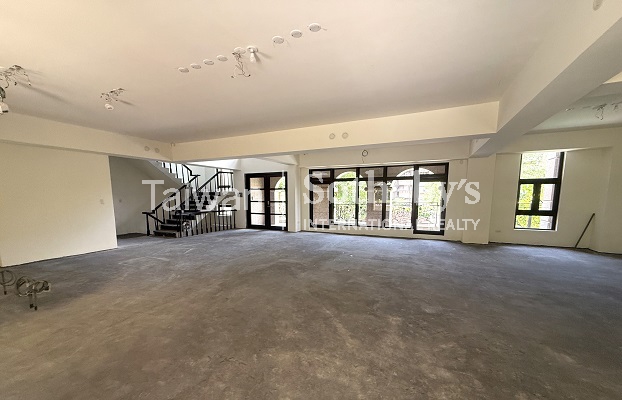 天母皇家莊園A室內照