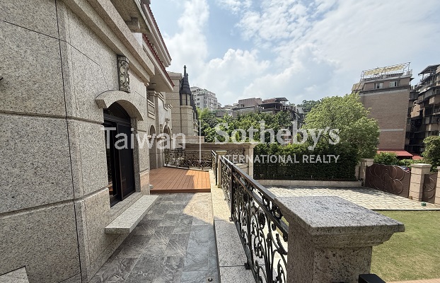 天母皇家莊園B露臺