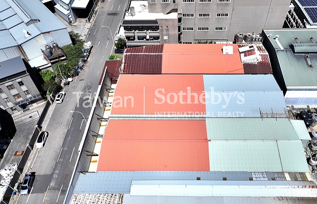 南崁costco大馬路挑高10米鋼構廠房周邊環境