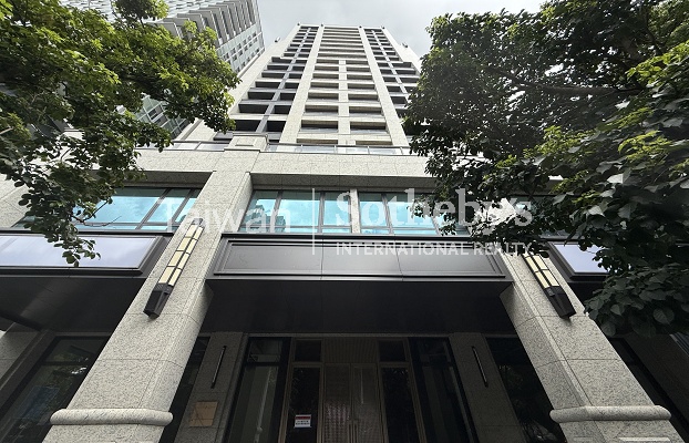 敦南富邦藝樹面樹海建物外觀