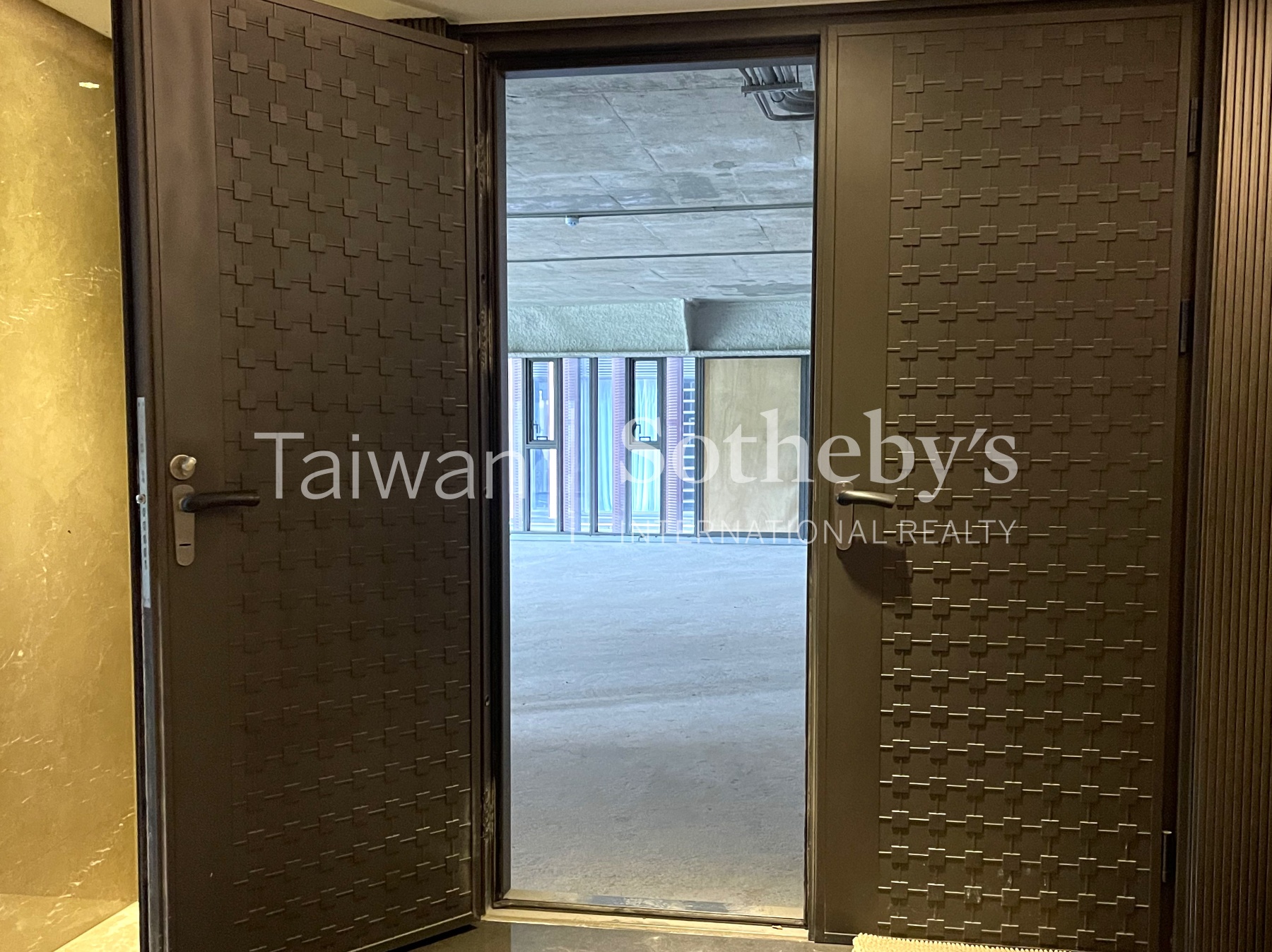 士林官邸AAA級商辦現場實景