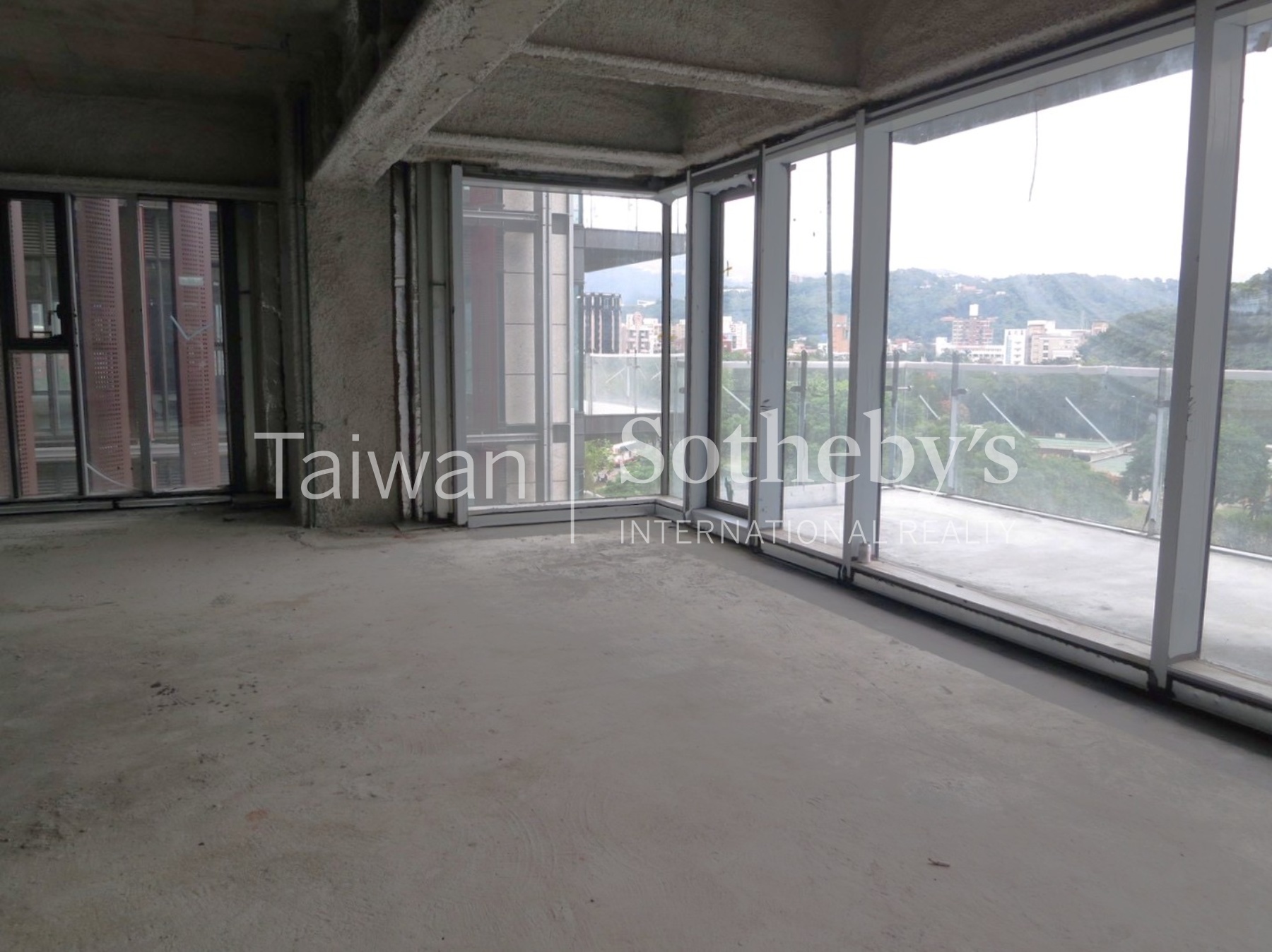 士林官邸AAA級商辦室內照