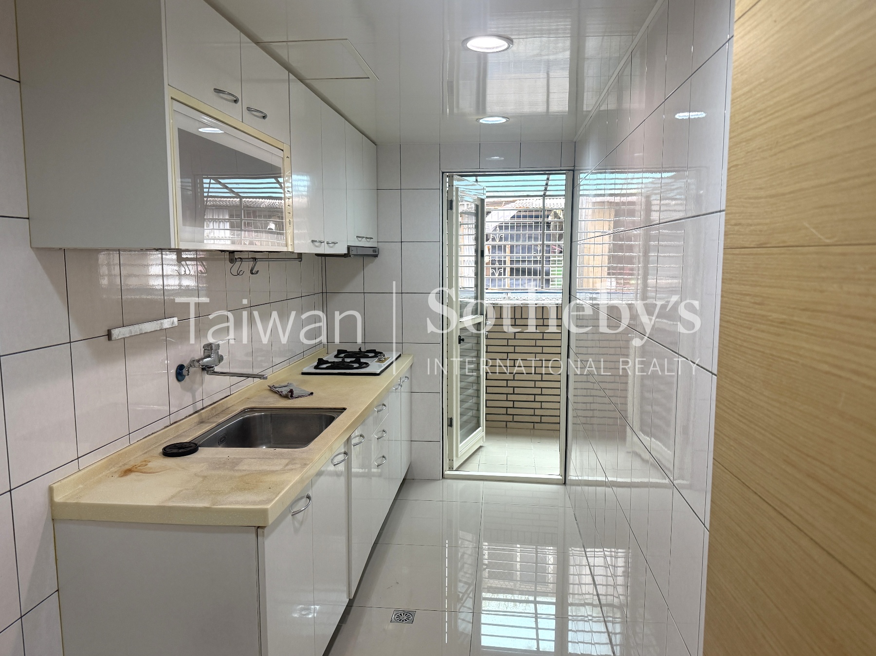 辛亥捷運站三房華廈室內照