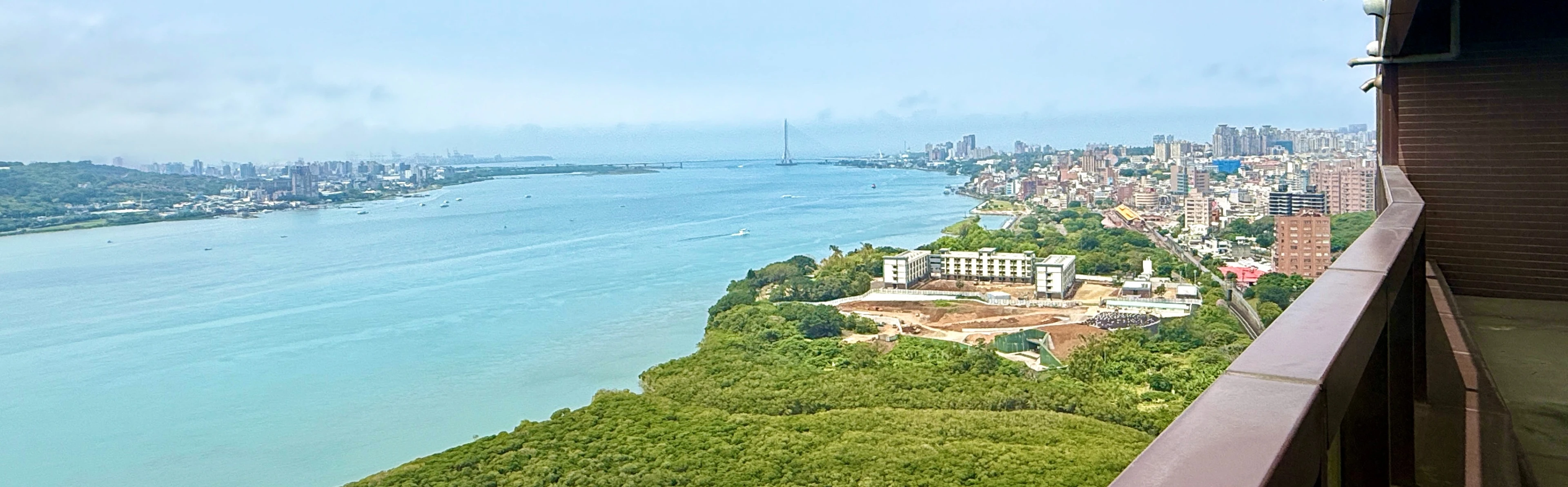  海帝高樓靜賞淡江大橋溫泉宅 - 物件實景